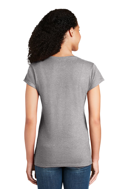 Camiseta Softstyle Fit con cuello en V para mujer